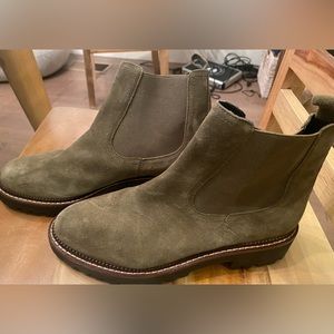 New Caslon Miller Water Resistant Chelsea Lug Boots Size 9